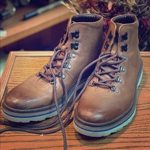 Clarks Frelan Alp Boots (US 10.5)